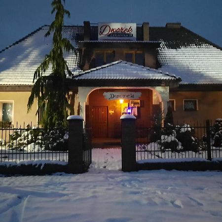 Dworek Zawadzkich Kruszyn  Buitenkant foto